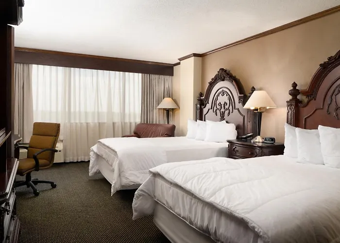 Mcm Elegante Hotel & Conference Center